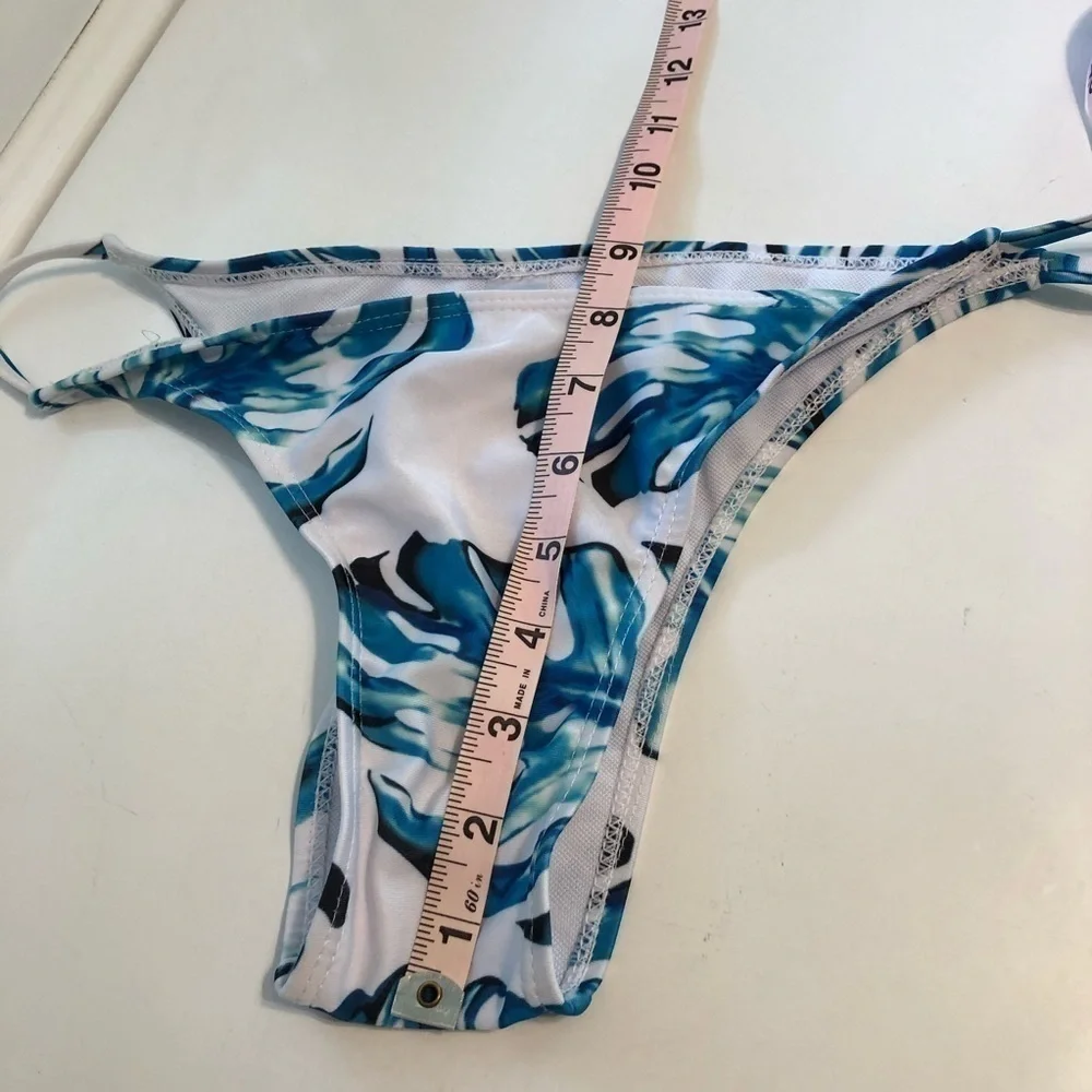 TROPICAL Leaf Bikini Bottoms Large Blue White